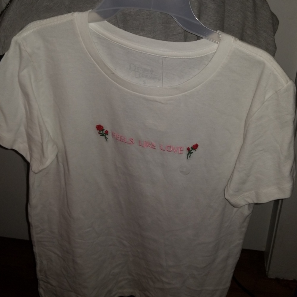 Tee